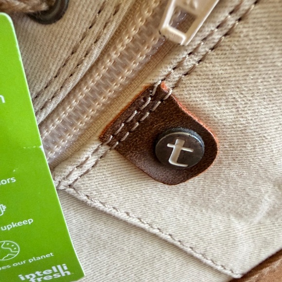 Taos High-Top Canvas Sneakers in Beige and Tan NWT, size 9. - Picture 9 of 9